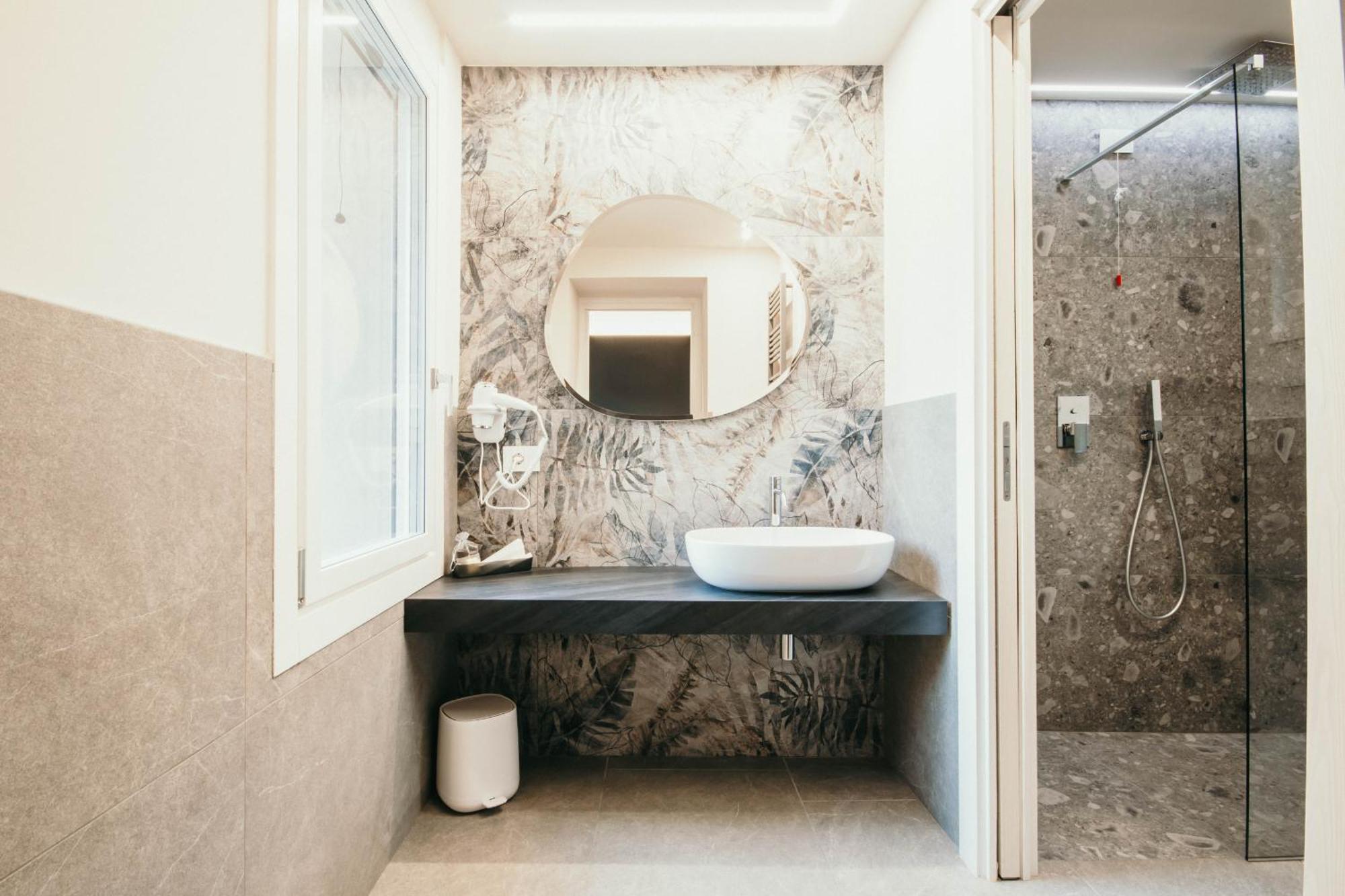 Gio Leo Guest House Lesa Εξωτερικό φωτογραφία